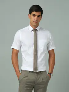 Arrow Men Classic Opaque Formal Shirt