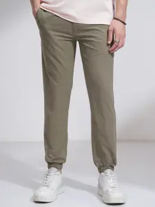 HIGHLANDER Men Solid Half Elasticated Jogger