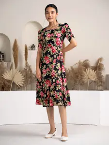 DressBerry Women Floral Printed Crepe Fit & Flare Dress