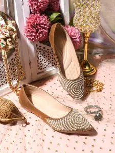 DIVASTRI Women Pointed Toe Ethnic Open Toe Flats