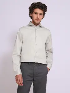 SELECTED Men Spread Collar Solid Cotton Formal Shirt