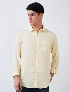 SPYKAR Men Spread Collar Textured Casual Shirt