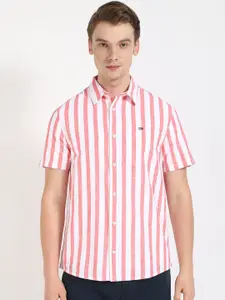 Tommy Hilfiger Men Relaxed Fit Spread Collar Vertical Striped Cotton Casual Shirt