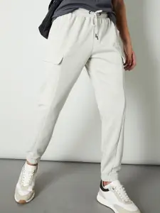 max Men Mid Rise Cargo Joggers