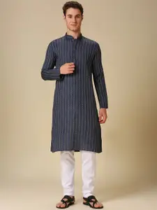 RAJUBHAI HARGOVINDAS Ethnic Motifs Printed Mandarin Collar Pure Cotton Straight Kurtas