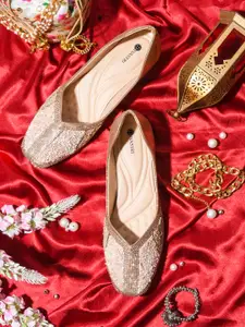 DIVASTRI Women Woven Design Ethnic - Embellished Mojaris Flats