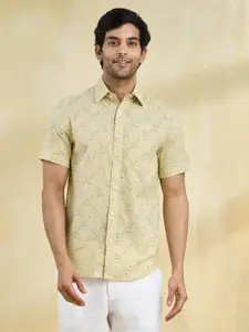 Fabindia Women Slim Fit Spread Collar Tropical Printed Cotton Casual Shirt