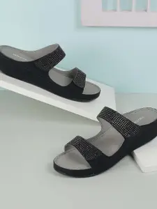 Mochi Women Open Toe Flats