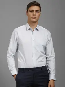 Louis Philippe Men Slim Fit Spread Collar Geometric Printed Cotton Formal Shirt