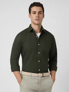Van Heusen Sport Men Slim Fit Solid Casual Shirt