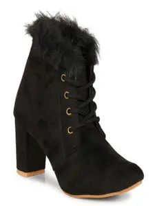 Commander Shoes Women Block Heeled Regular Boots