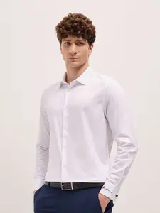 THE BEAR HOUSE Men Tailored Fit Spread Collar Solid Cotton Formal Shirt
