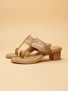 ERIDANI Ethnic Block Sandals