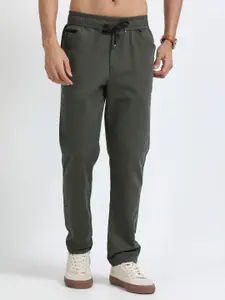 NEVER NEUD Men Relaxed Airport Traveller Regular Trousers