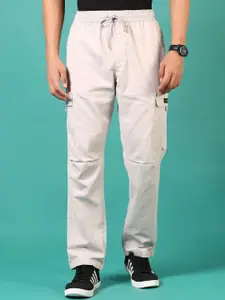 V-Mart Men Cotton Regular Fit Mid-Rise Cargos Trousers