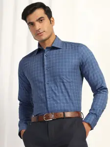 Blackberrys Men India Slim Fit Spread Collar Checked Cotton Formal Shirt