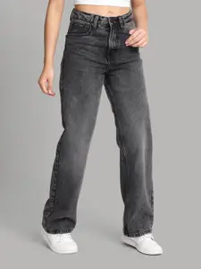 Bene Kleed Women Straight Fit Heavy Fade Tinted Jeans