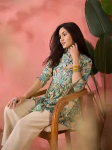 Sangria Printed Short Tops