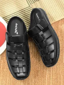 ARAMISH Men Ethnic Leather Fisherman Sandals