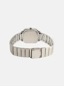 HAUTE SAUCE by  Campus Sutra HAUTE SAUCE by Campus Sutra Women Embellished Dial & Stainless Steel Bracelet Style Straps Analogue Watch
