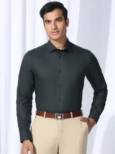 Blackberrys Men India Slim Fit Spread Collar Textured Cotton Formal Shirt