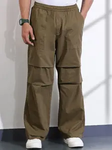 Thomas Scott Men Cotton Mid-Rise Smart Cargos Trousers