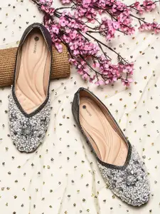 DIVASTRI Women Embellished Ethnic Open Toe Flats