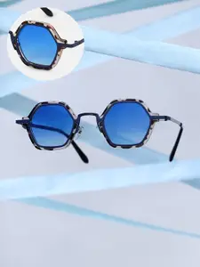 HAUTE SAUCE by  Campus Sutra HAUTE SAUCE by Campus Sutra The Fluid Circuscore Hexagon Sunglass Onyx Black AW25_HSSG2786