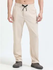 NEVER NEUD Men Relaxed Popcorn Traveller Trousers