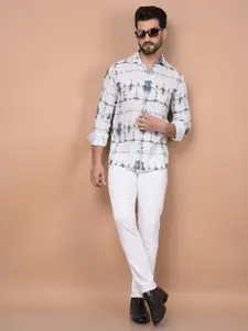 Crimsoune Club Men Classic Slim Fit Spread Collar Dyed Cotton Casual Shirt