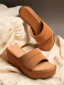 DressBerry Women Embellished PU Platform Sandals