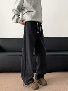 StyleCast x Revolte Men Mid-Rise Regular Fit Jeans