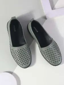 Mochi Women Printed Ballerinas with Laser Cuts Flats