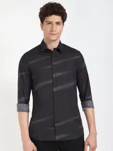 Calvin Klein Jeans Men Slim Fit Horizontal Stripes Opaque Checked Casual Shirt