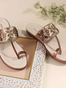 Mochi Women Embellished One Toe Flats