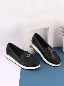 Mochi Women Colourblocked Loafers