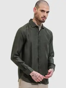 Snitch Men Smart Slim Fit Spread Collar Geometric Printed Casual Shirt