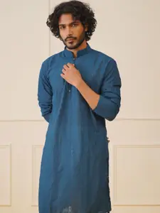 Jompers Men Embroidered Regular Chikankari Pure Cotton Kurta with Pyjamas