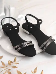 Mochi Colourblocked Kitten Peep Toes with Bows