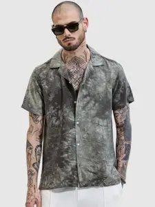 Snitch Men Relaxed Boxy Fit Cuban Collar Abstract Printed Casual Shirt