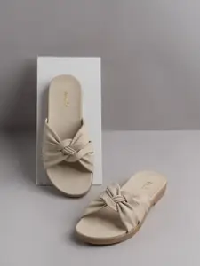 Inc 5 Women Open Toe Flats with Bows
