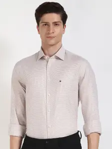 Tommy Hilfiger Men Relaxed Opaque Casual Shirt