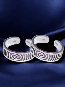 Taraash Set Of 2 925 Sterling Silver-Plated Band Toe Rings