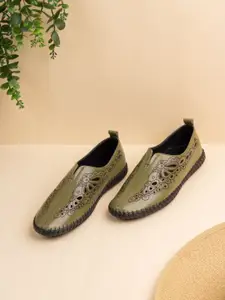 Inc 5 Women Printed Loafers