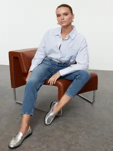 Trendyol Women Heavy Fade Regular Fit  Jeans