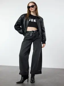 Trendyol Women Relaxed Fit Jeans