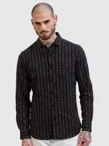 Snitch Men Smart Slim Fit Spread Collar Vertical Striped Cotton Casual Shirt