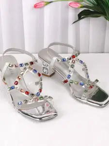 Metro Women Embellished Block Gladiators