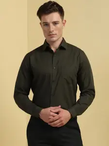 Allen Solly Men Slim Fit Spread Collar Textured Cotton Formal Shirt