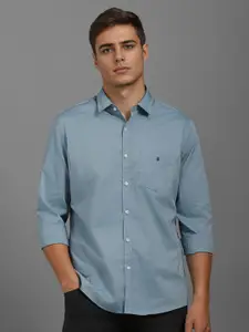 Louis Philippe Sport Men Slim Fit Floral Printed Cotton Casual Shirt